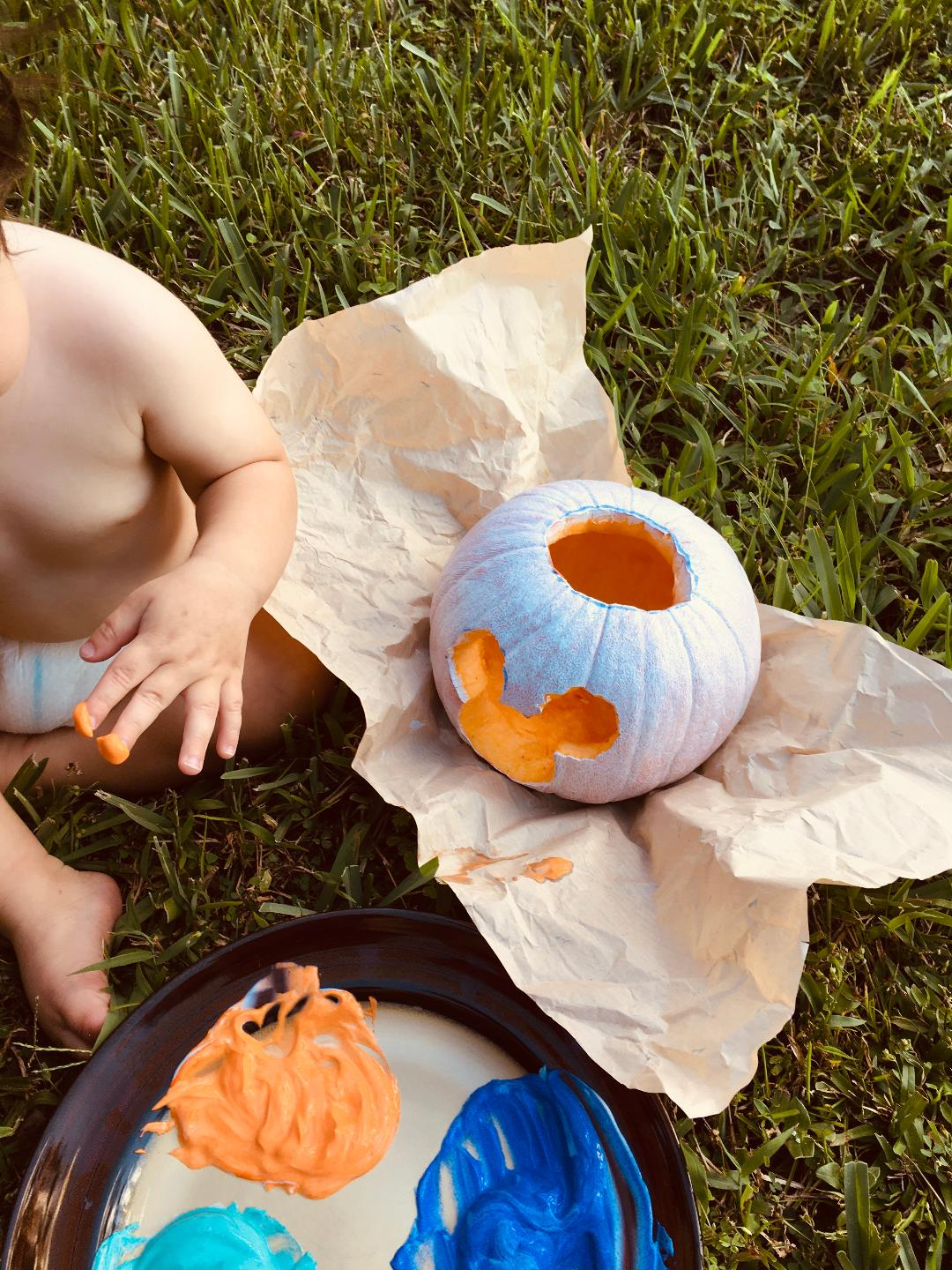 Halloween craft on a budget: Mickey Mouse Jack o’ lantern